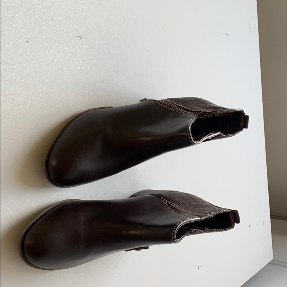 Leather boots